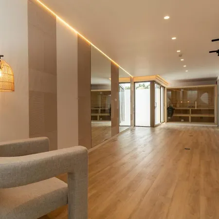 Luxury With Pool & Sauna - 24a 公寓