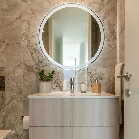 Luxury With Pool & Sauna - 24a Daire *